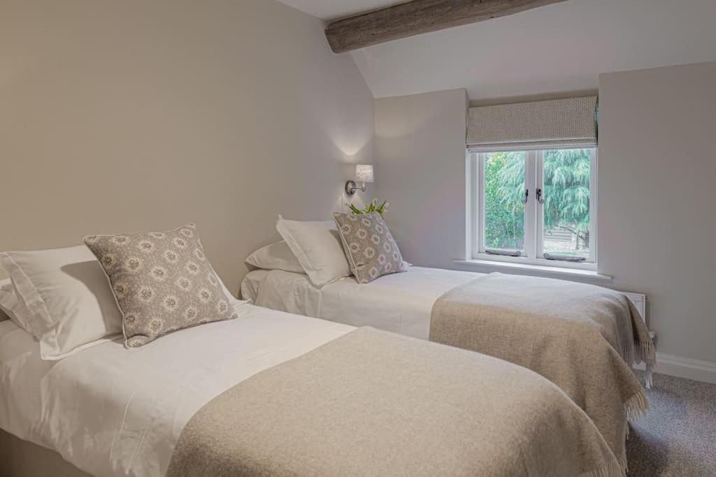 East Barn Cottage - Refurbished Barn Conversion! Weston Subedge Dış mekan fotoğraf